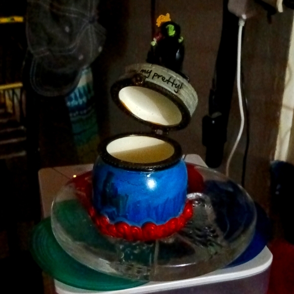 Wizard of Oz I'll get you my pretty witch trinket box - Picture 2 of 4